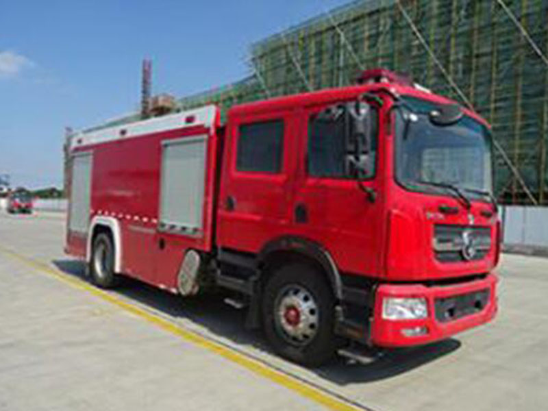 D9东风CLW5160参数6吨水罐消防车